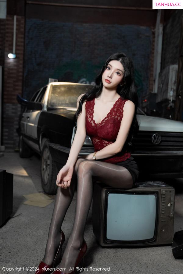 周于希dummy  [XiuRen]高清写真图 2024.01.19 No.7993 周于希Sally 黑丝美臀第23张图片